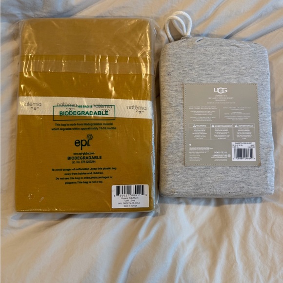 Crib sheets - Picture 2 of 3